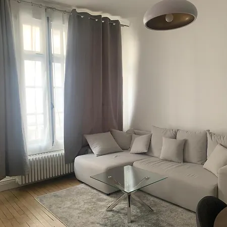 Two-bed - Saint-lazare Paris
